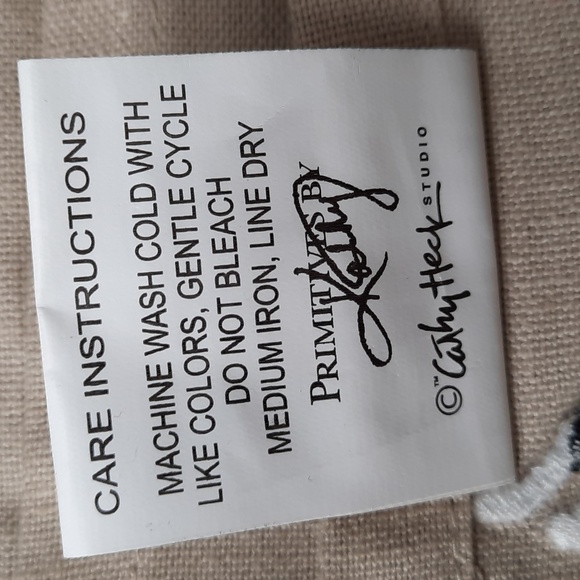 Table Cloth Farm Farmhouse Country Cow Pig Chicken Lamb Embroidered Linen Tassel - Picture 6 of 8